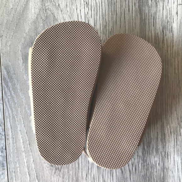 Carter’s - Picture 4 of 4